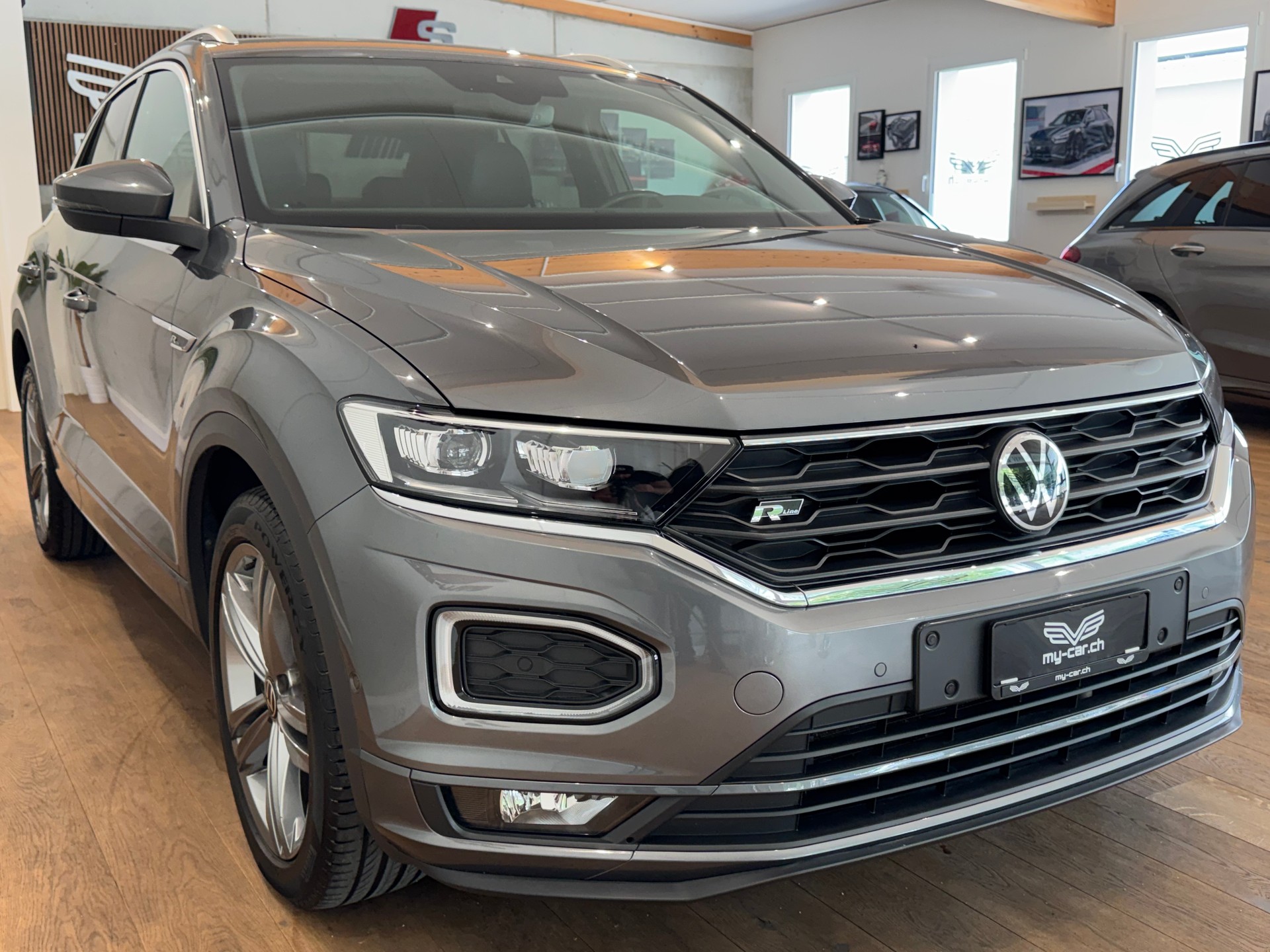 VW T-Roc 1.5 TSI R LINE EVO Advance Selection DSG || CH FZG || DIGITAL COCKPIT PRO || AMBIENTE-image-18