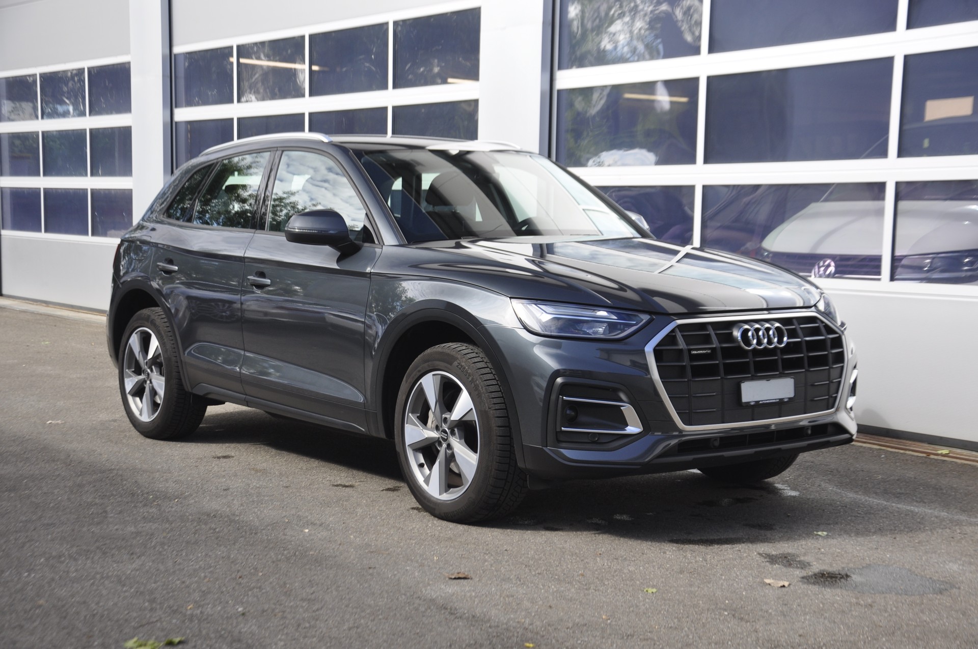 AUDI Q5 Sportback 40 TDI advanced quattro S-tronic I Anhängerkupplung-image-0