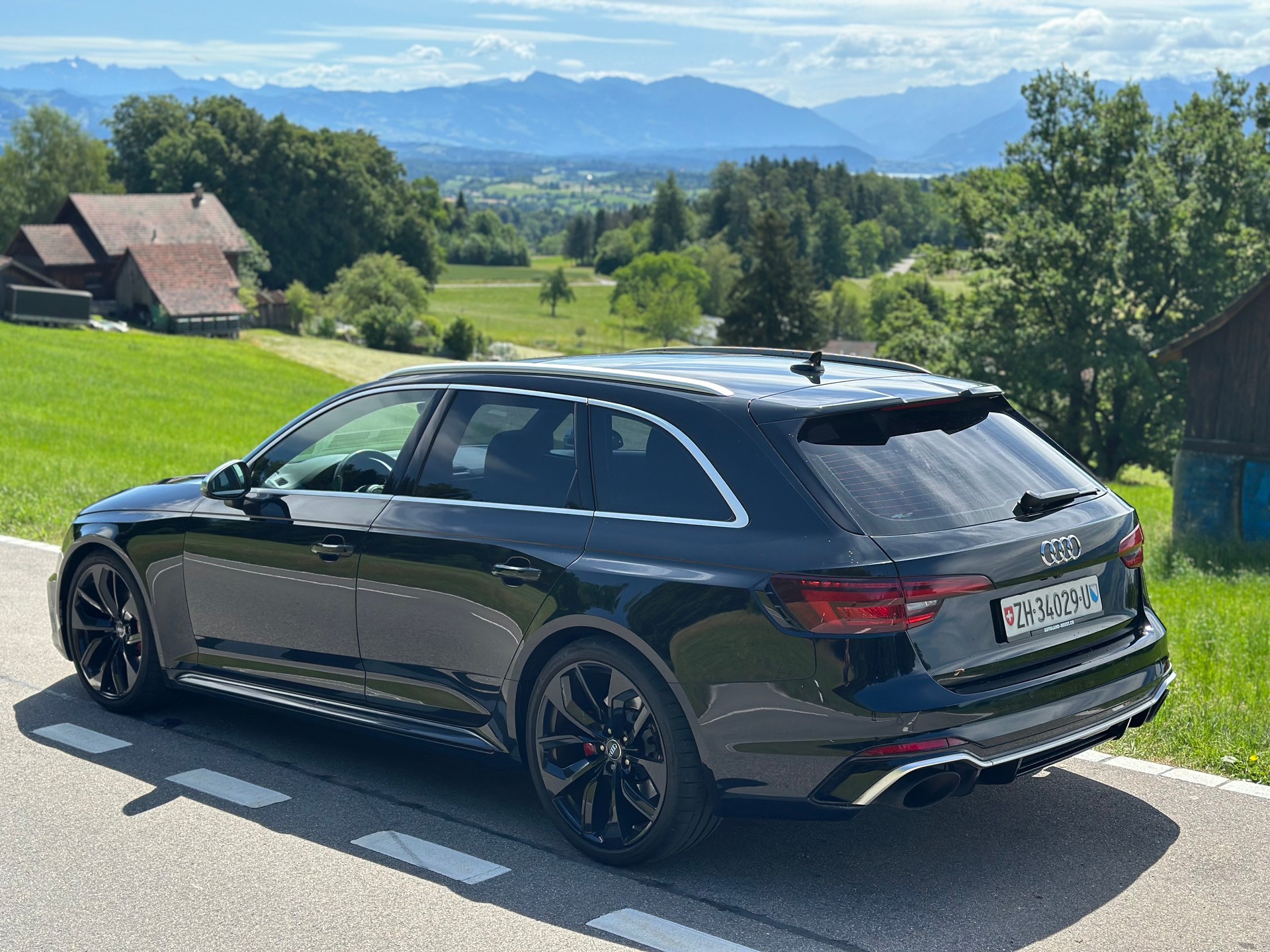 AUDI RS4 Avant 2.9 TFSI quattro tiptronic-image-5