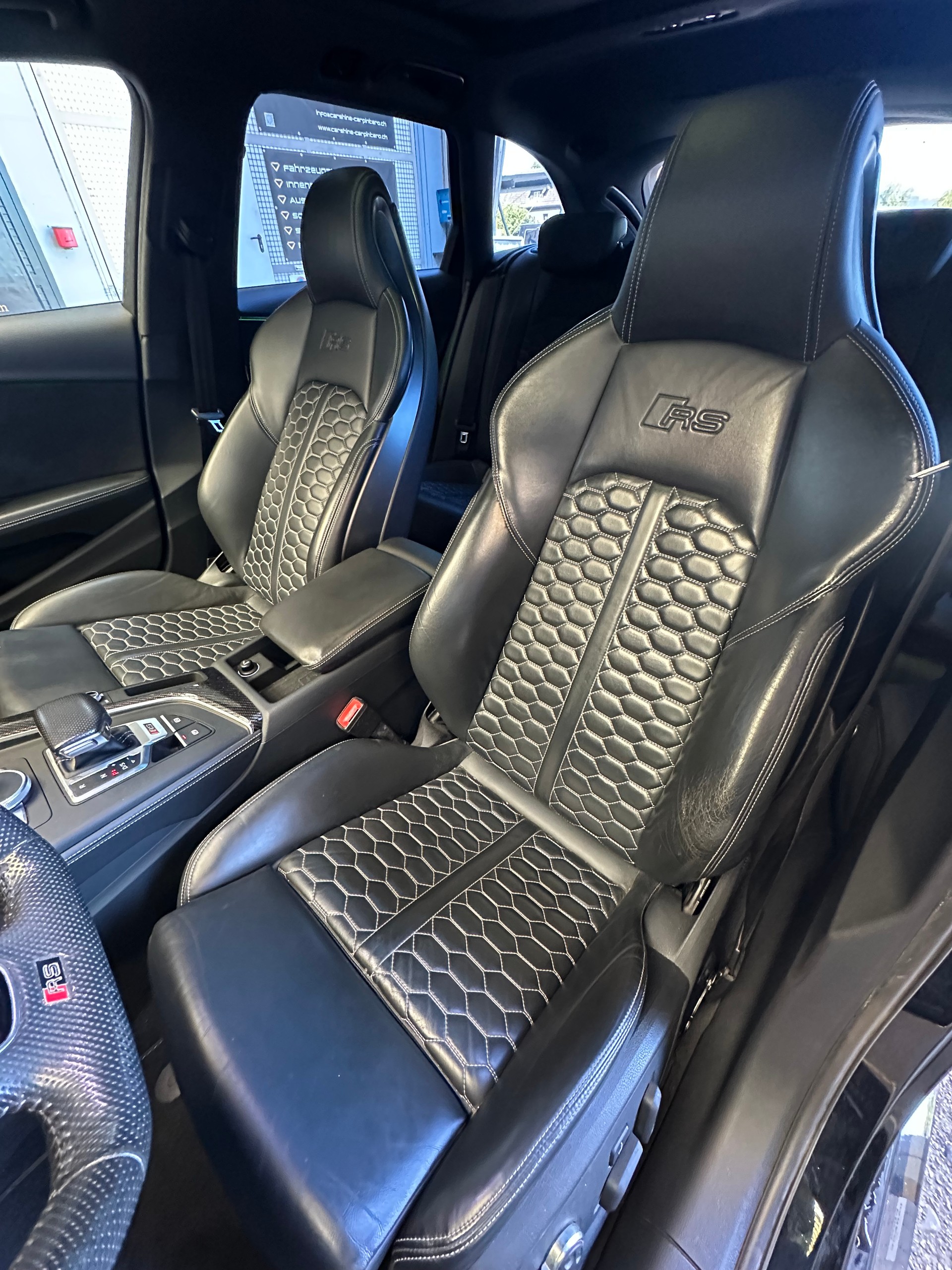 AUDI RS4 Avant 2.9 TFSI quattro tiptronic-image-12