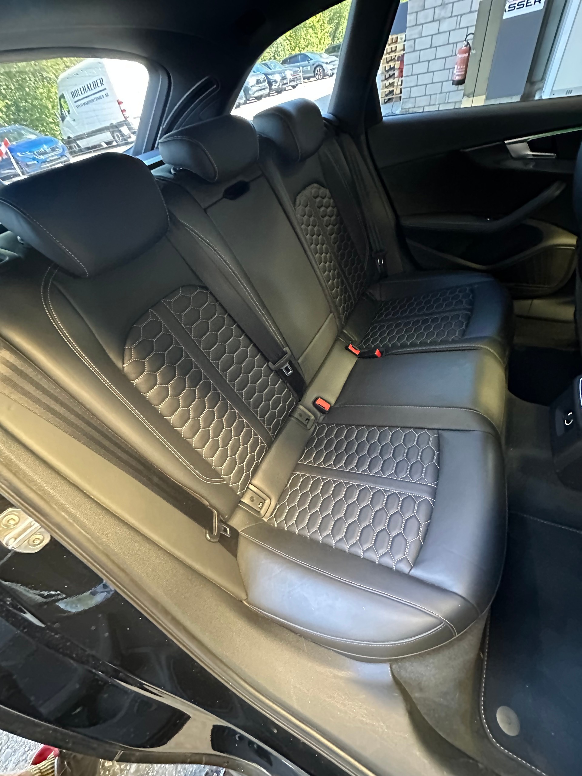 AUDI RS4 Avant 2.9 TFSI quattro tiptronic-image-13