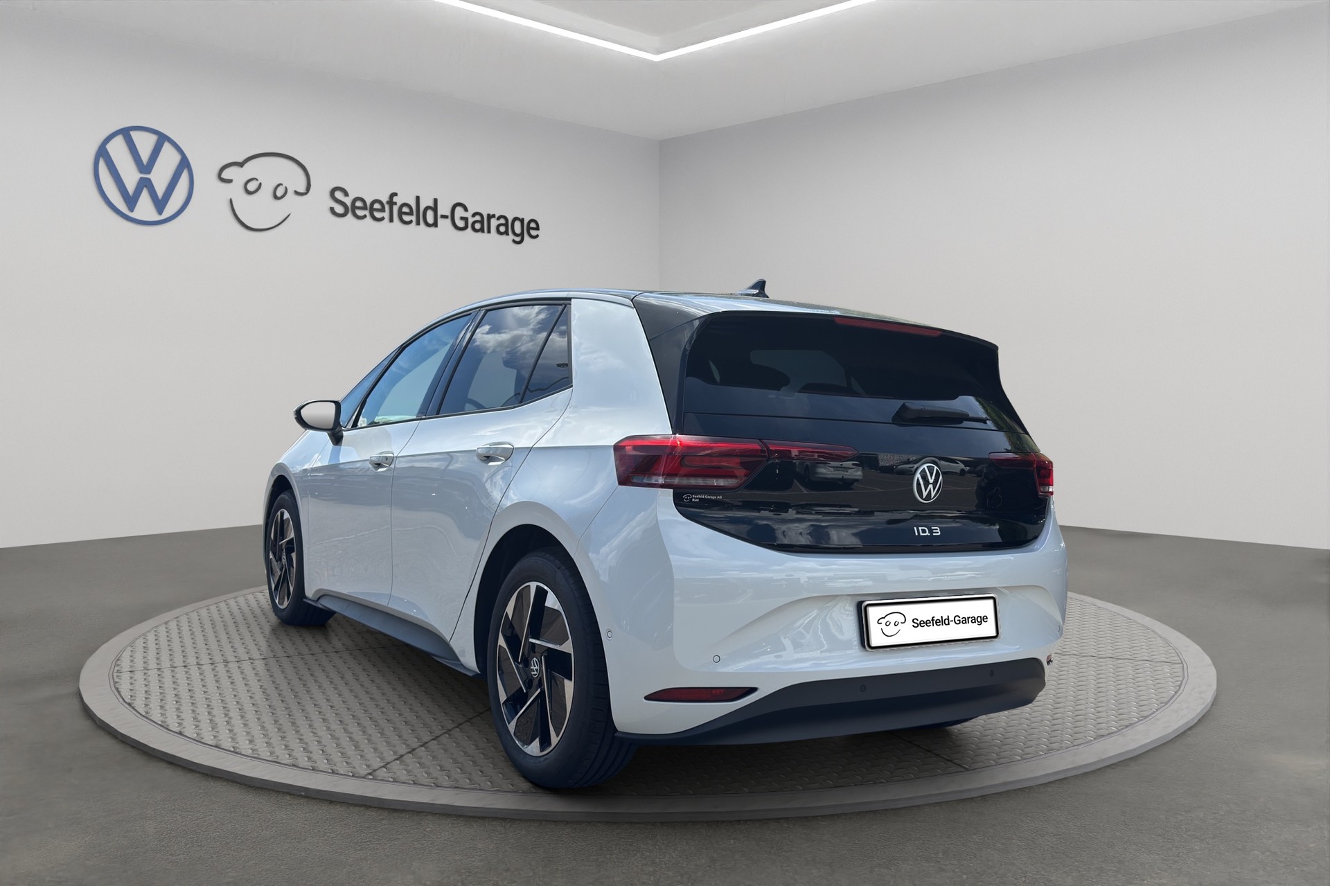 VW ID.3 Pro 52 kWh Pure Value-image-3