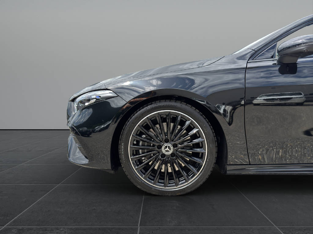 MERCEDES-BENZ A 250 AMG Line 4m-image-18