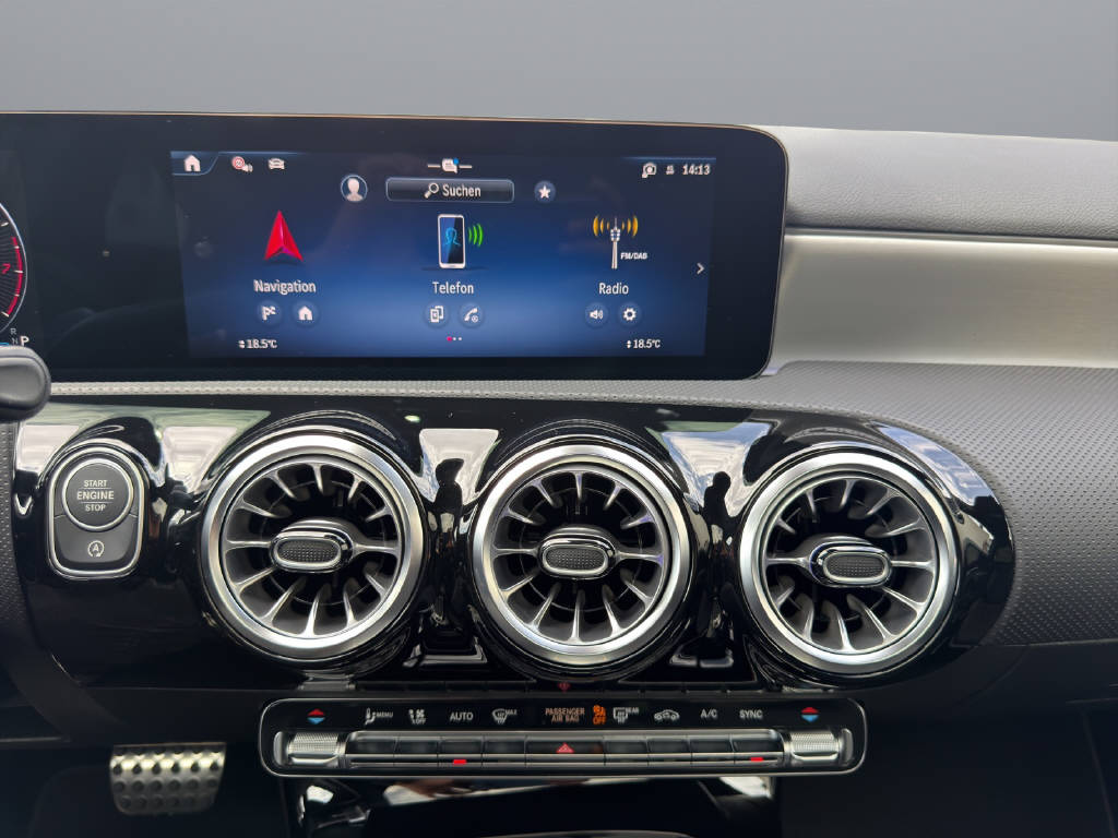 MERCEDES-BENZ A 250 AMG Line 4m-image-11