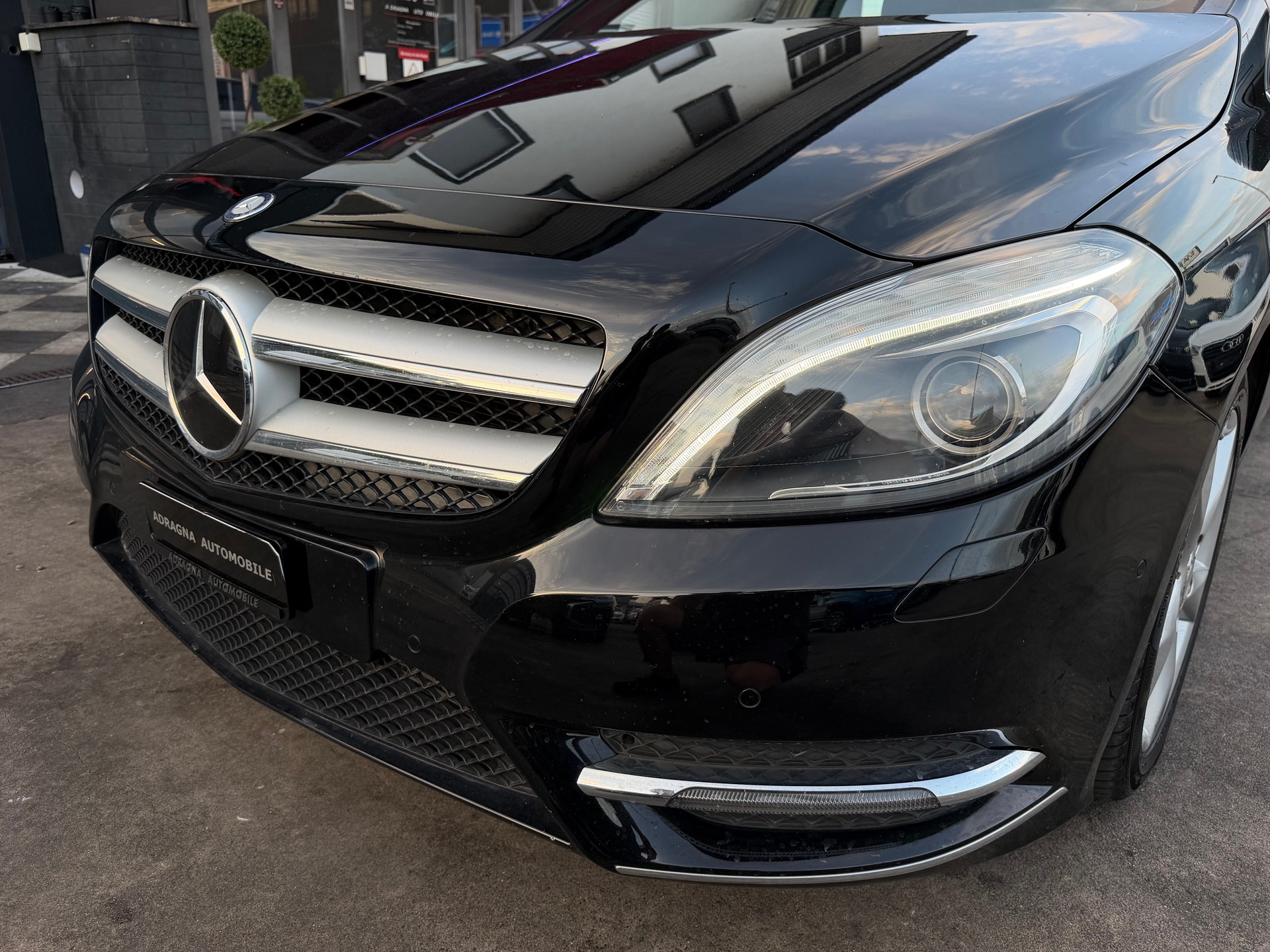 MERCEDES-BENZ B 200 7G-DCT-image-8