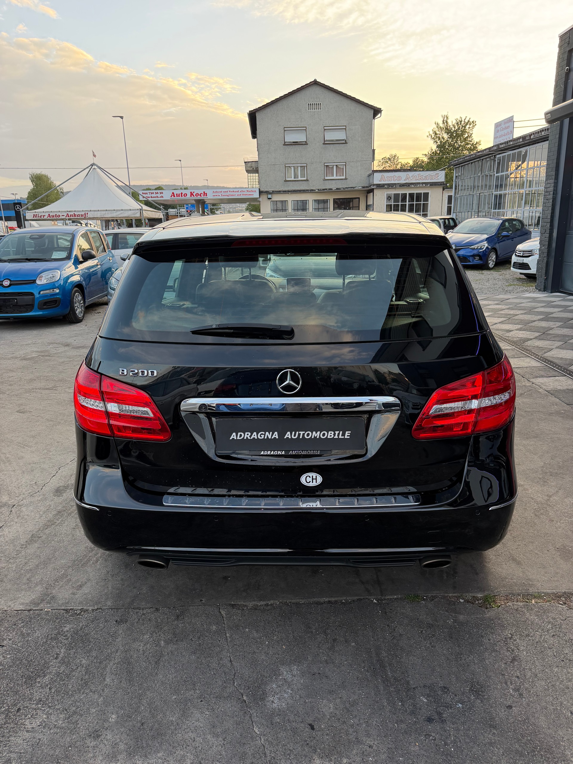 MERCEDES-BENZ B 200 7G-DCT-image-6