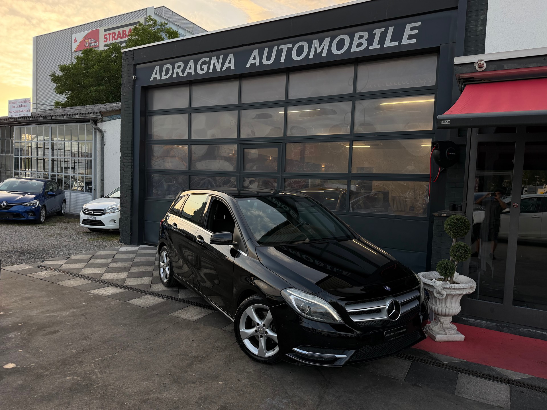 MERCEDES-BENZ B 200 7G-DCT-image-2
