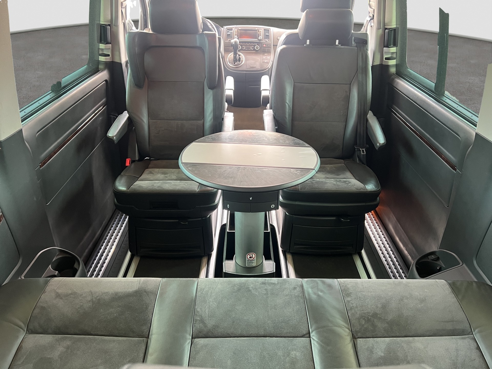 VW T5 Multivan 2.0 Bi-TDI CR Highline DSG-image-14