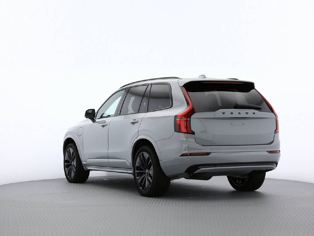 VOLVO XC90 2.0 T8 TE Black Edition eAWD-image-8