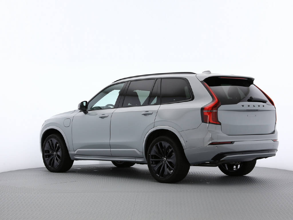 VOLVO XC90 2.0 T8 TE Black Edition eAWD-image-7