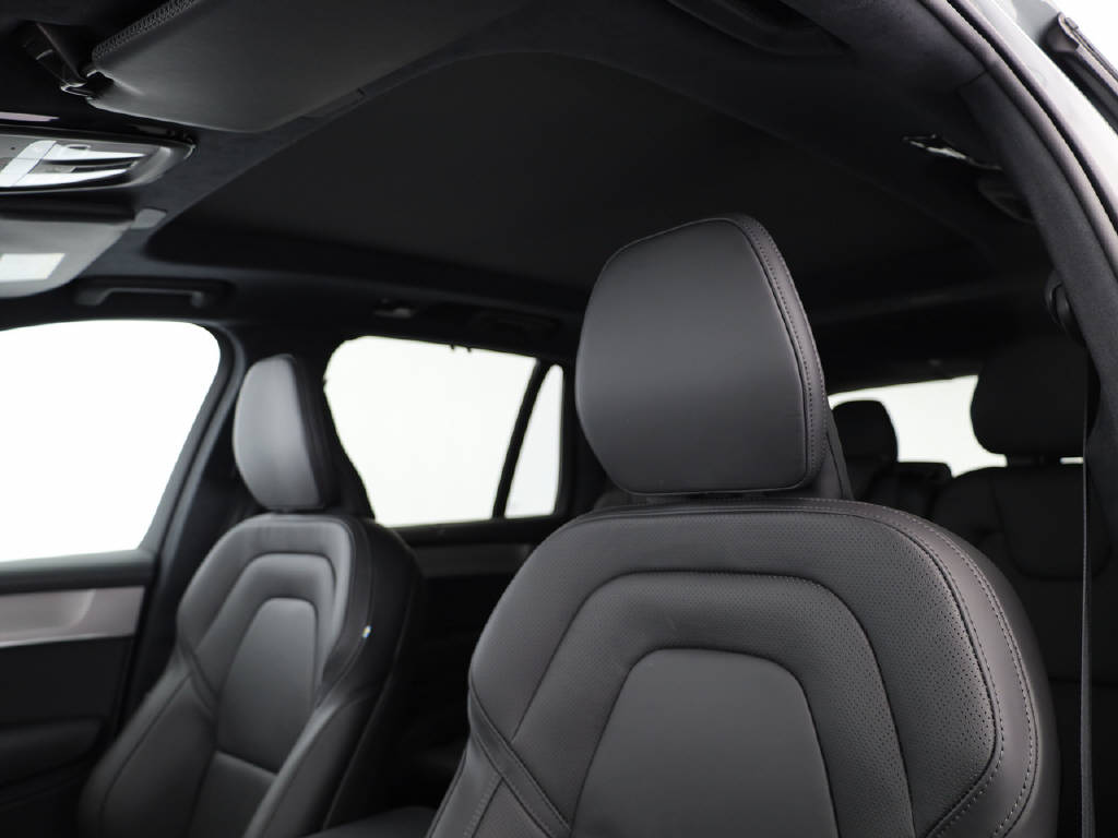 VOLVO XC90 2.0 T8 TE Black Edition eAWD-image-5