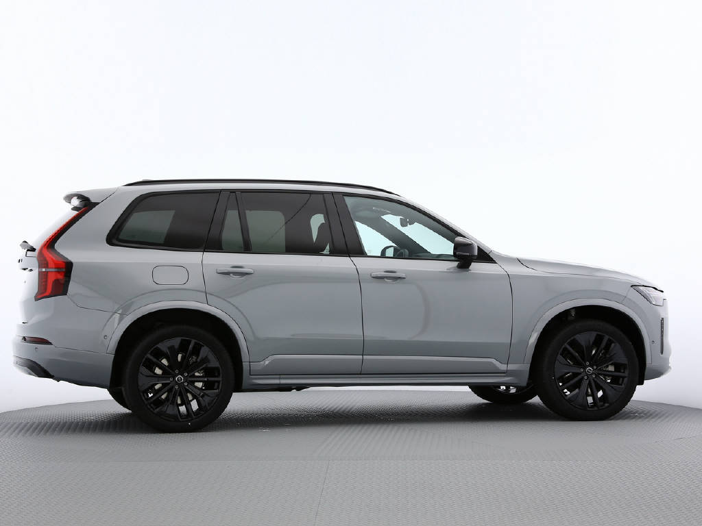 VOLVO XC90 2.0 T8 TE Black Edition eAWD-image-15