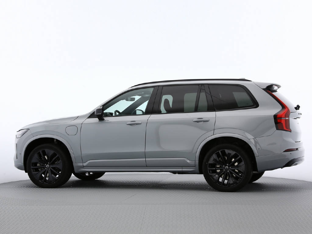 VOLVO XC90 2.0 T8 TE Black Edition eAWD-image-16