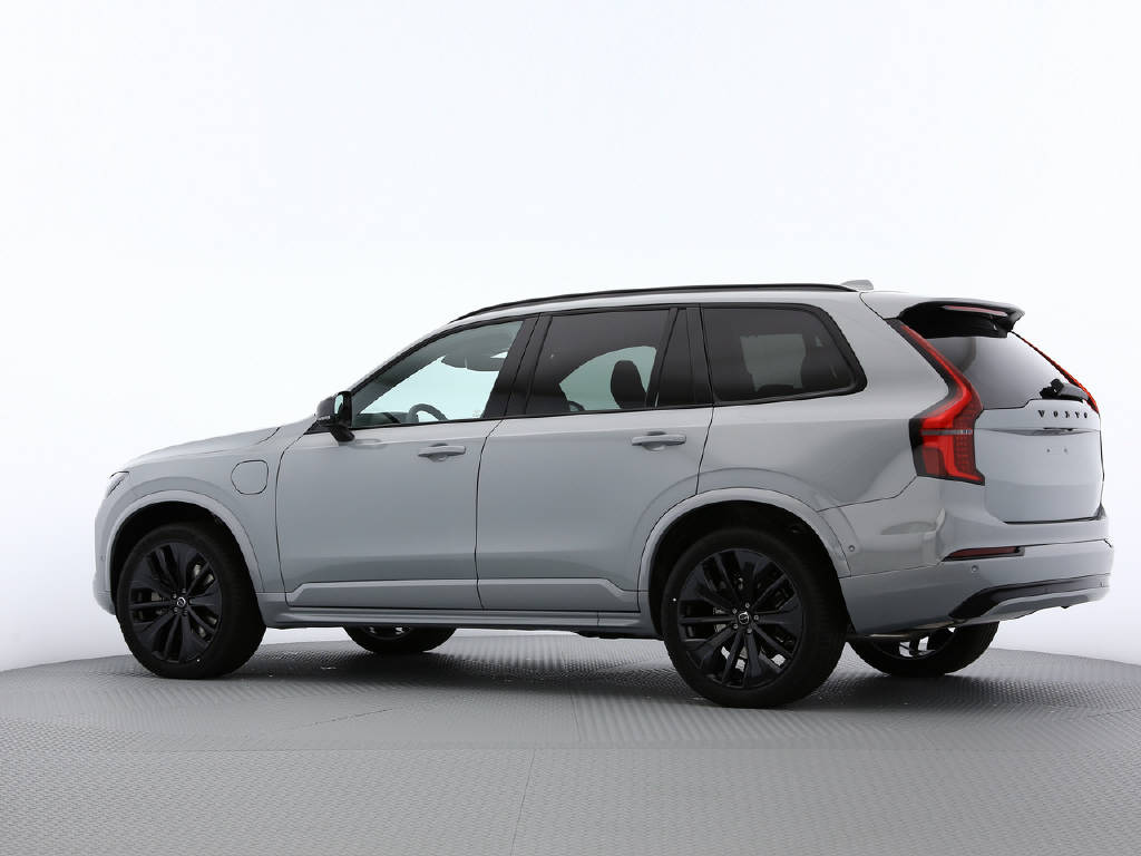 VOLVO XC90 2.0 T8 TE Black Edition eAWD-image-23