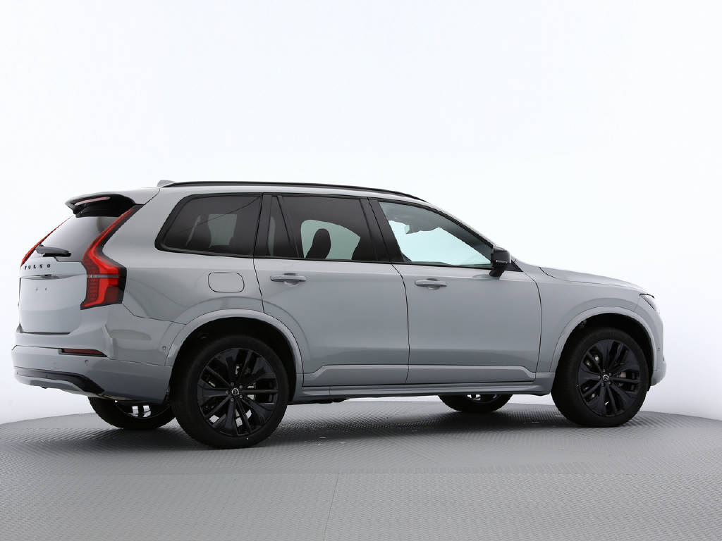 VOLVO XC90 2.0 T8 TE Black Edition eAWD-image-14