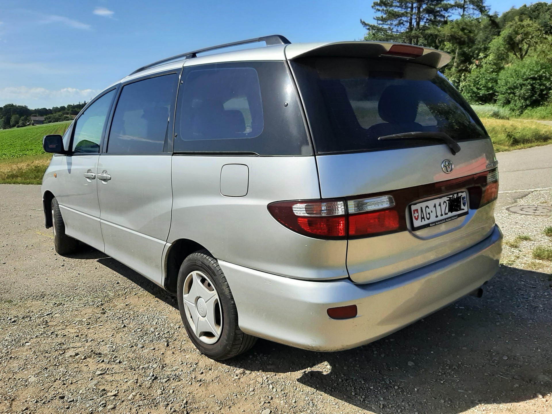 TOYOTA 2.4 Linea Luna 7P.-image-1