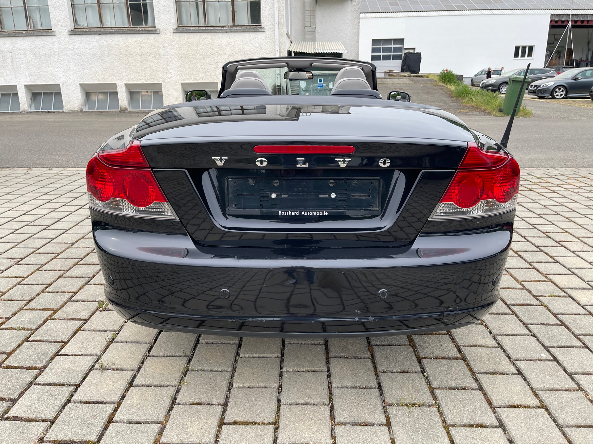 VOLVO C70 2.4 Momentum-image-3