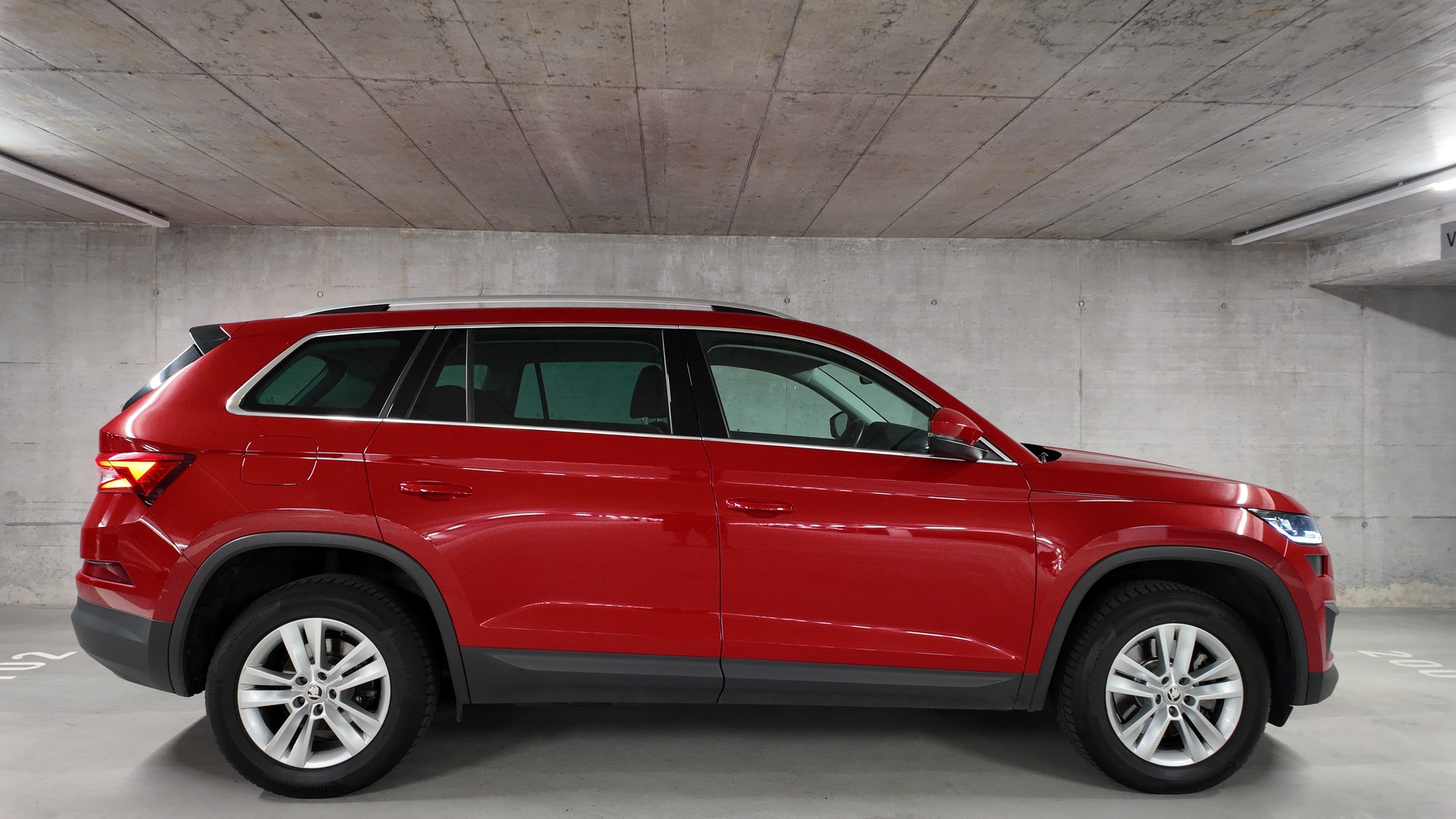SKODA Kodiaq 2.0 TDI CR Ambition DSG-image-3