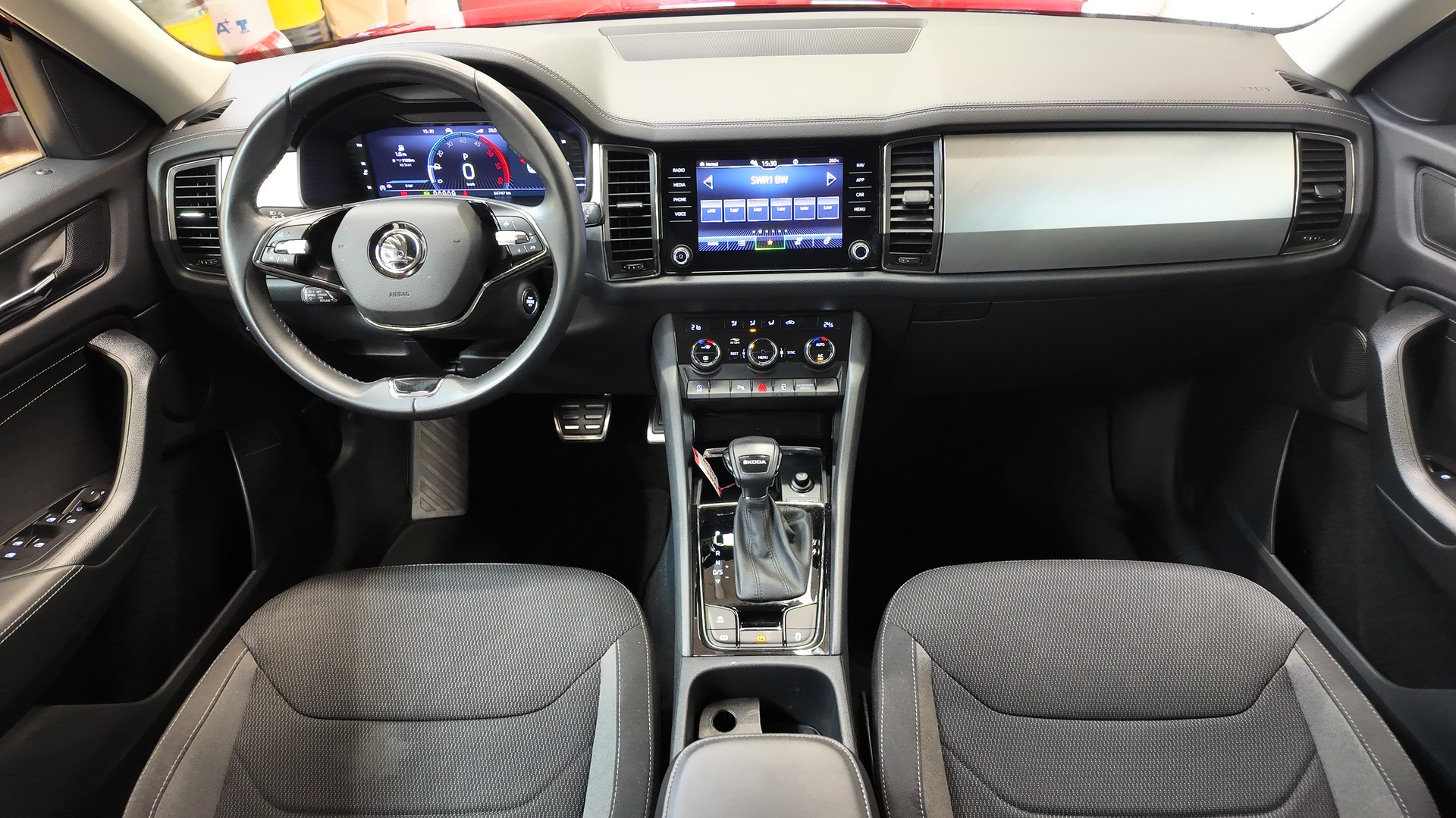 SKODA Kodiaq 2.0 TDI CR Ambition DSG-image-8