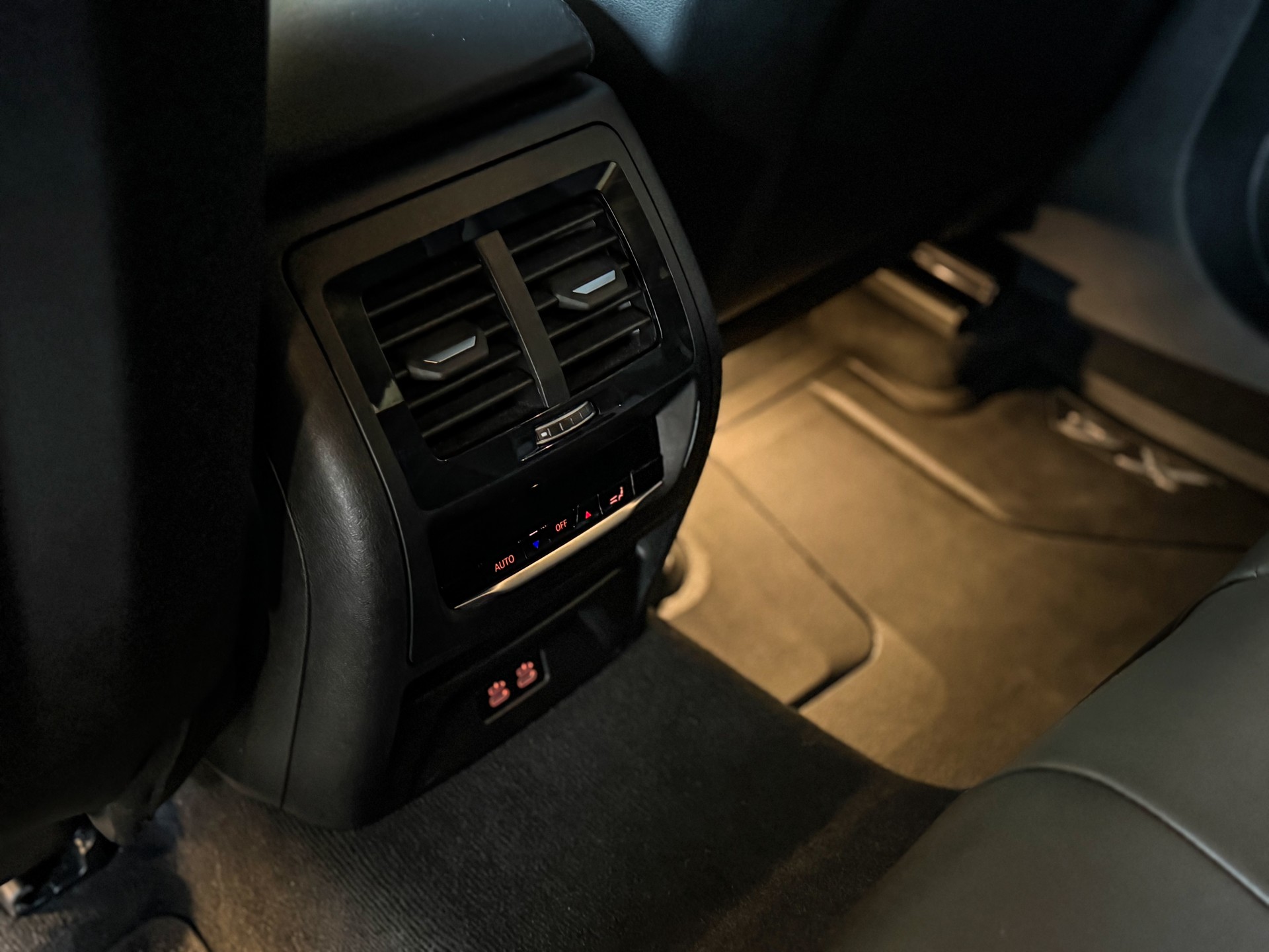 BMW X4 xDrive 48V 30i M Sport Steptronic-image-11