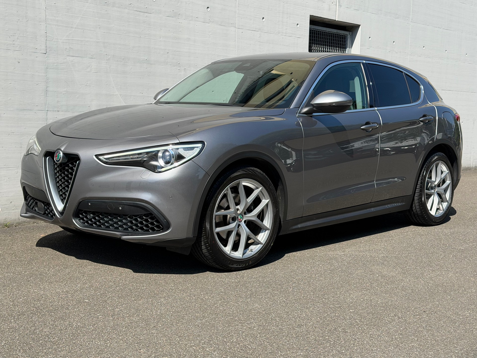 ALFA ROMEO Stelvio 2.0 First Edition Q4 Automatic-image-0