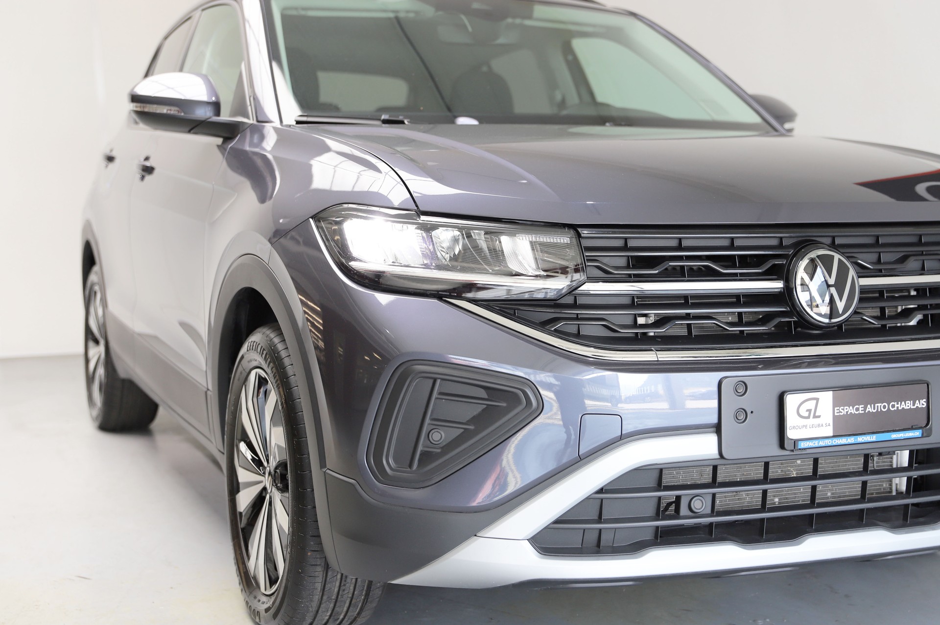 VW T-Cross 1.0 TSI 115HP Life-showroom-element-1
