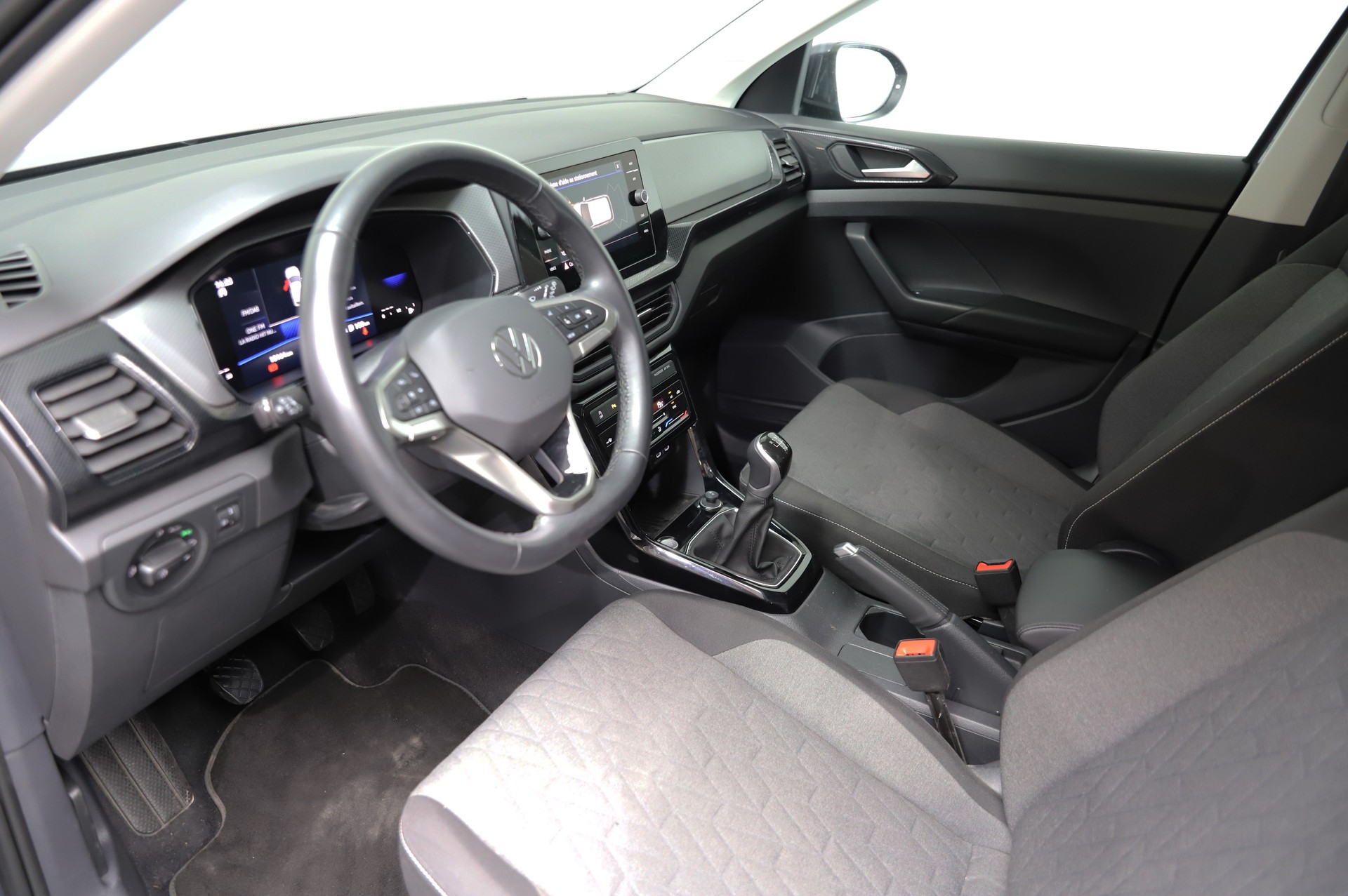 VW T-Cross 1.0 TSI 115HP Life-image-7