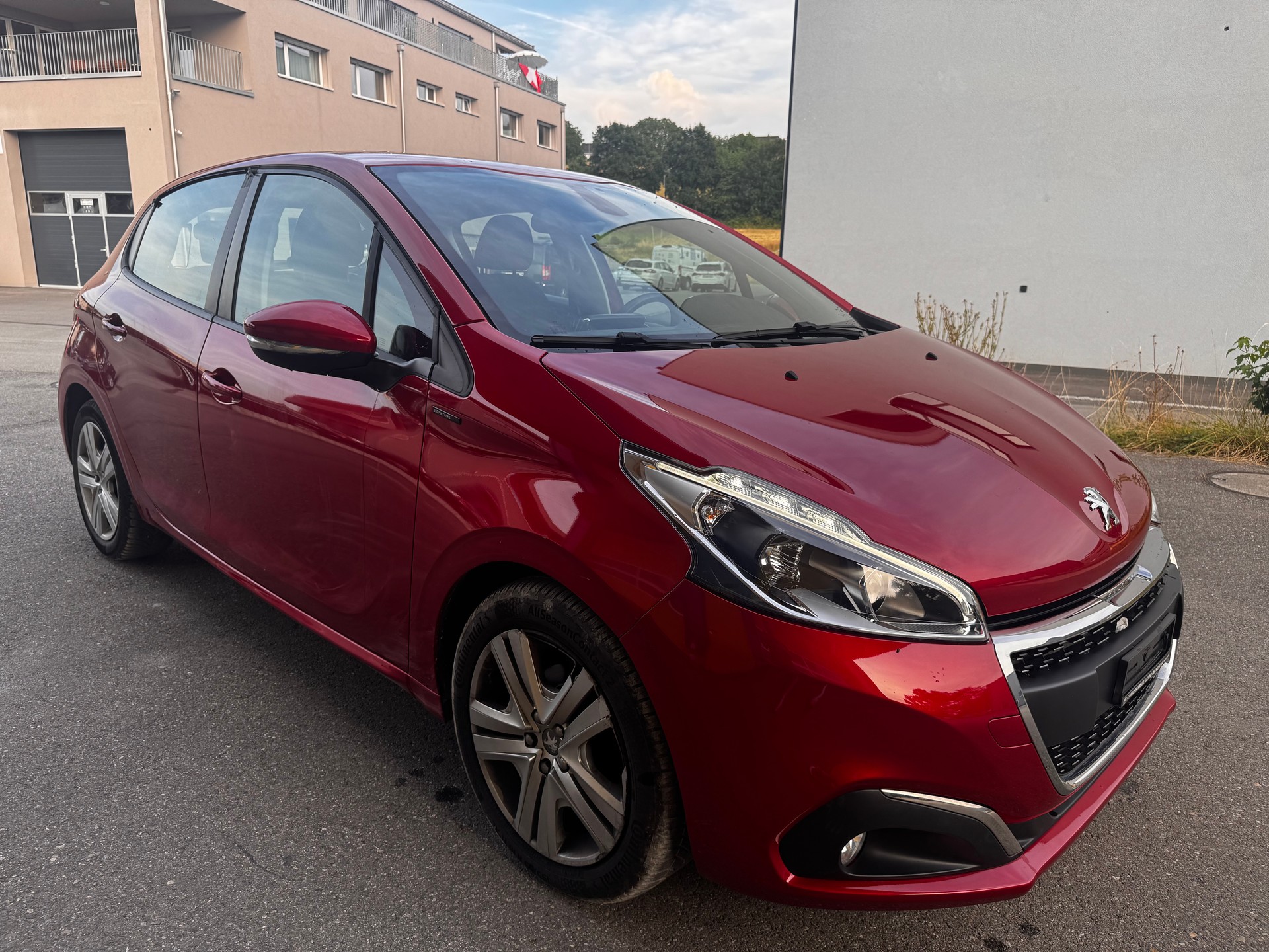 PEUGEOT 208 1.5 BlueHDi Active-image-2