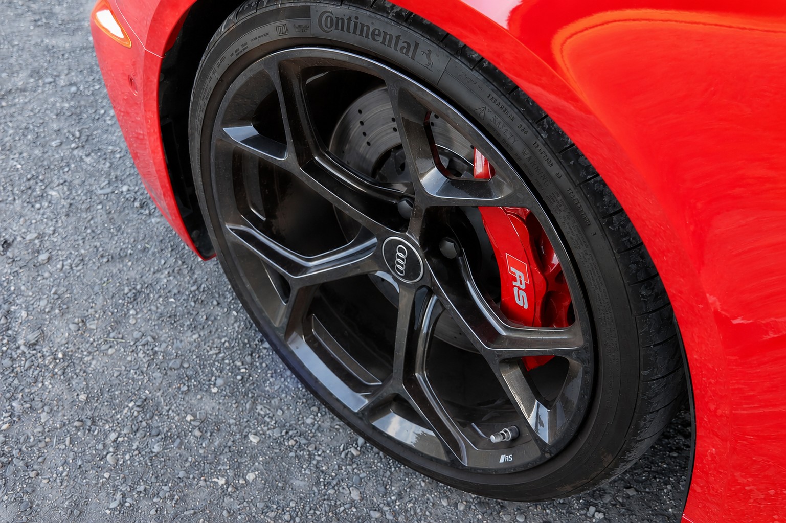 AUDI RS4 Avant quattro tiptronic-image-6