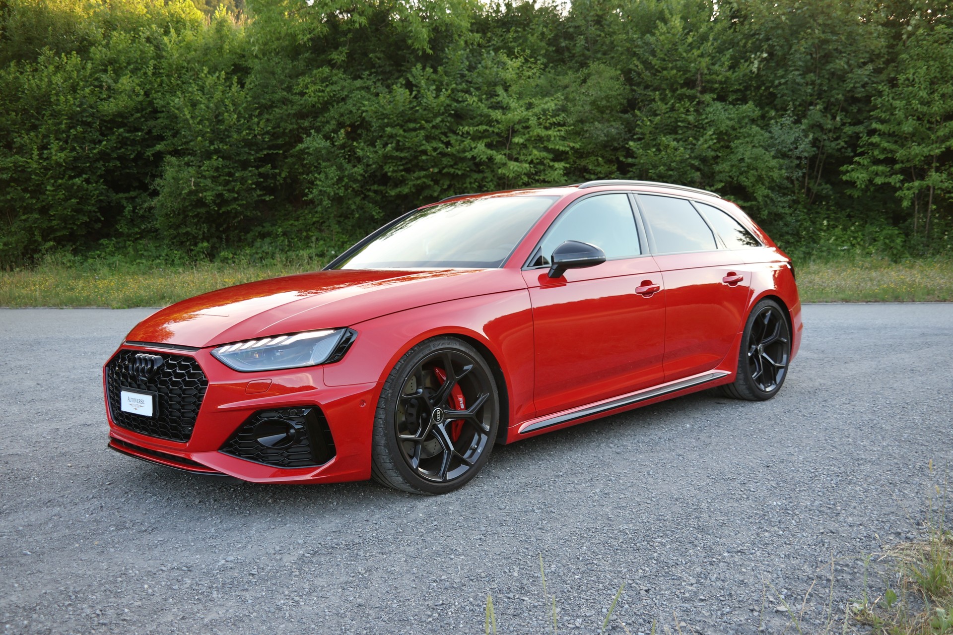 AUDI RS4 Avant quattro tiptronic-image-5