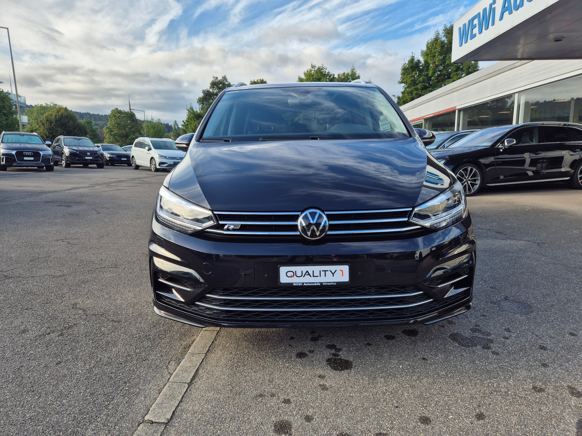 VW Touran 2.0 TDI BlueMotion Technology Highline DSG-image-2