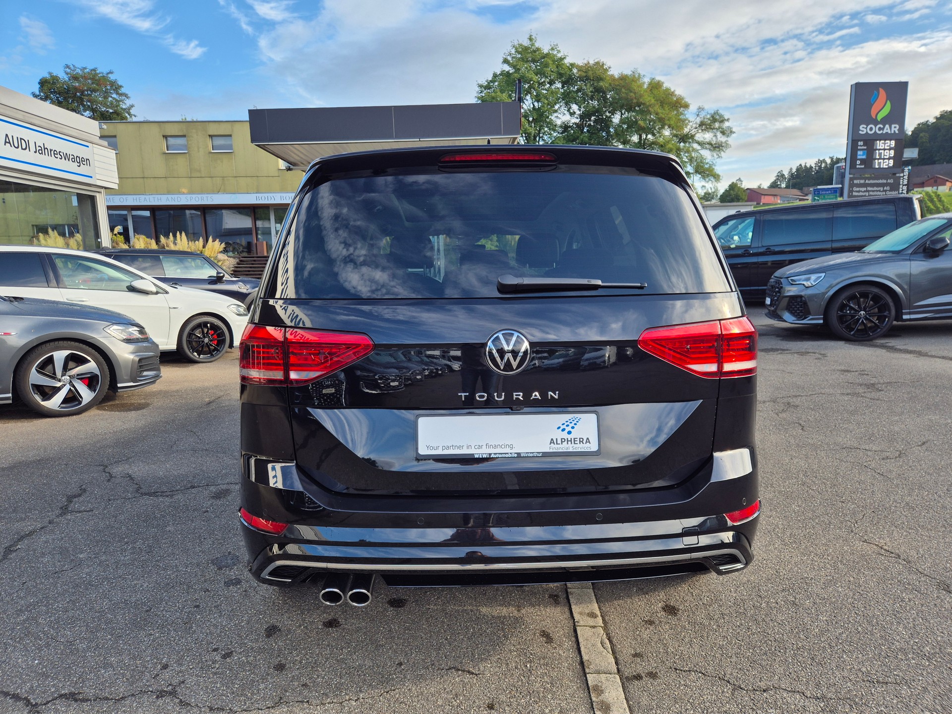 VW Touran 2.0 TDI BlueMotion Technology Highline DSG-image-5