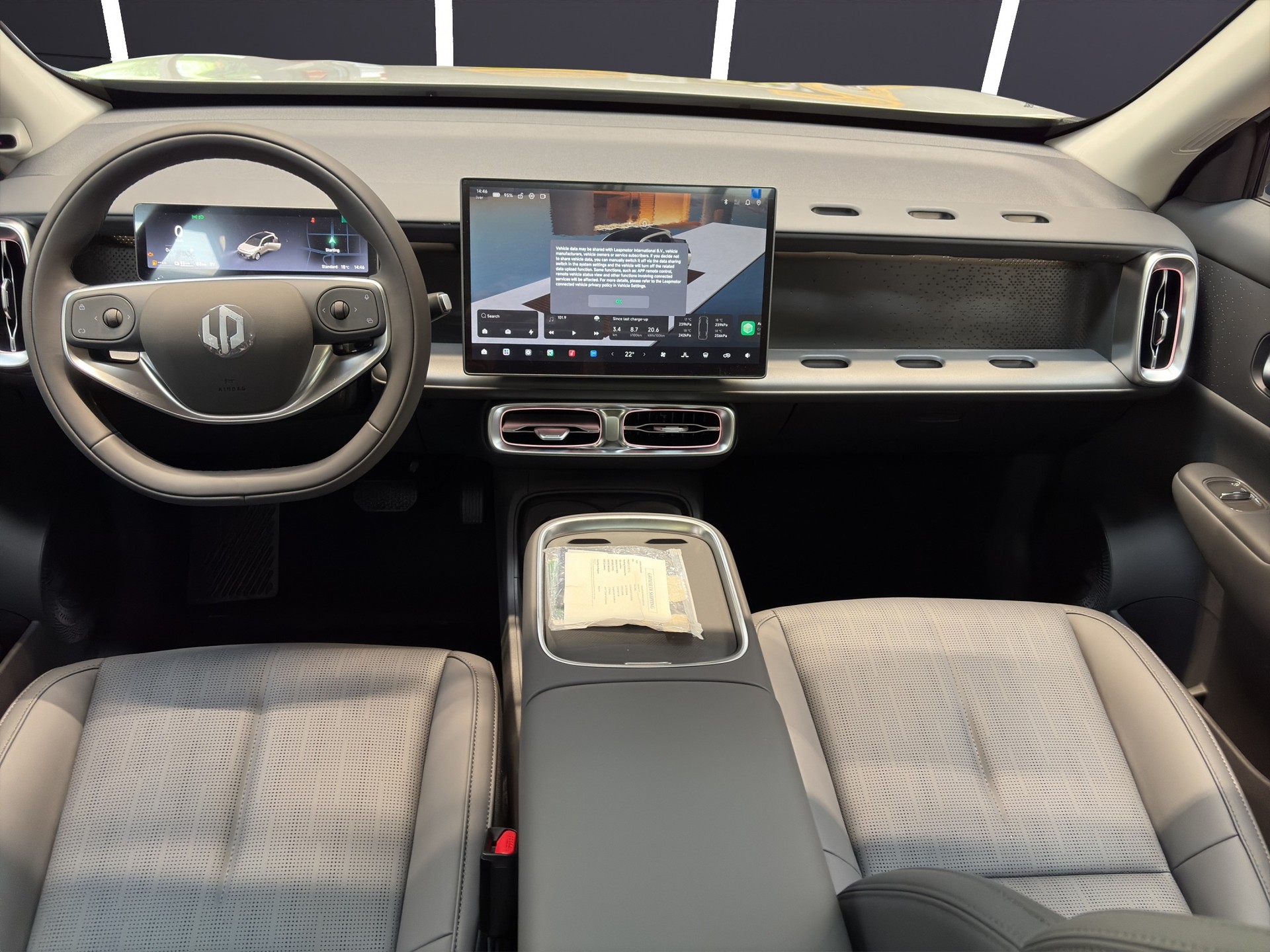 LEAPMOTOR B10 1.5 Hybrid EV-image-6