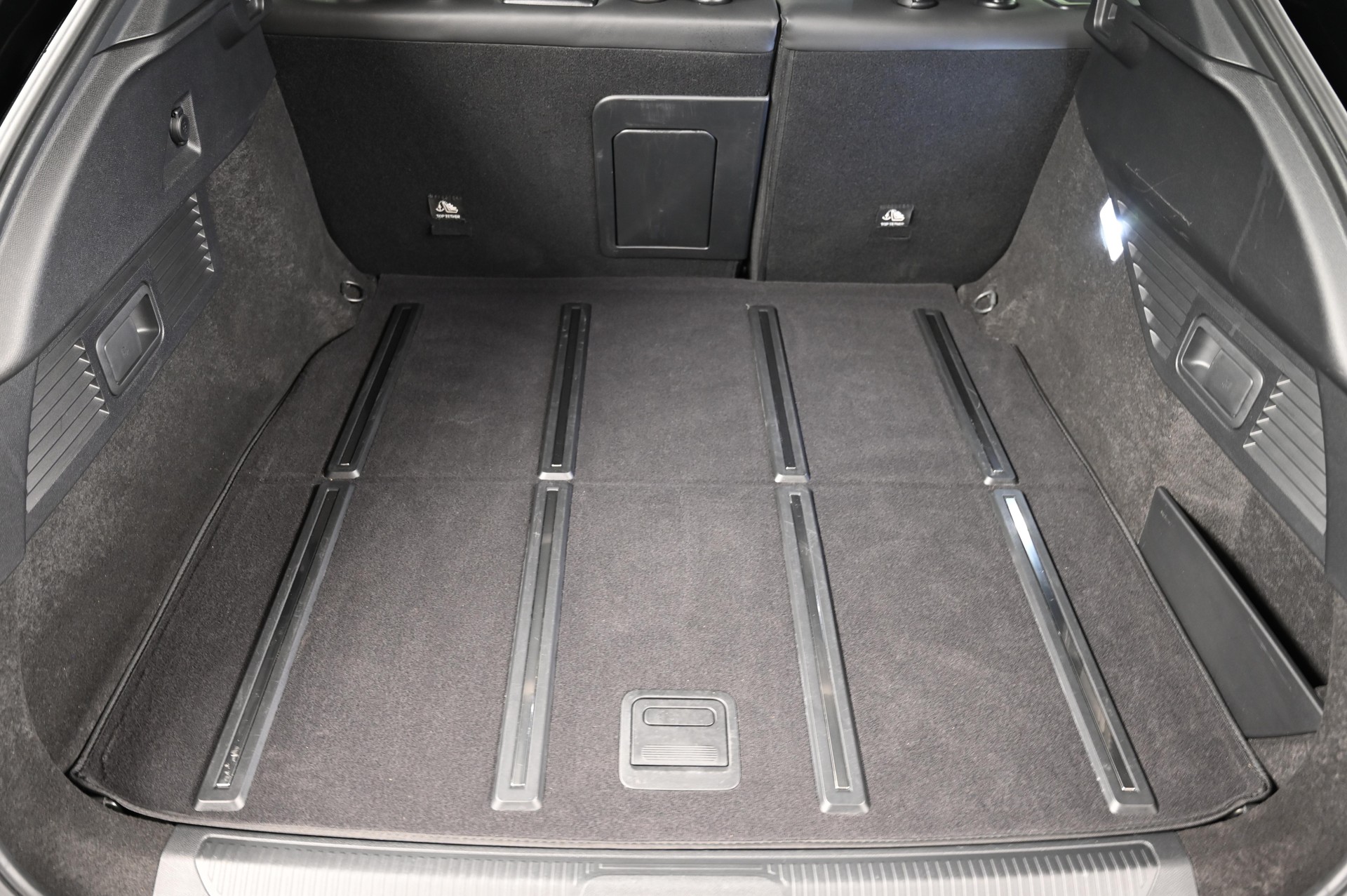 CITROEN C5 X 1.6 Plug-in Hybrid Shine-image-15