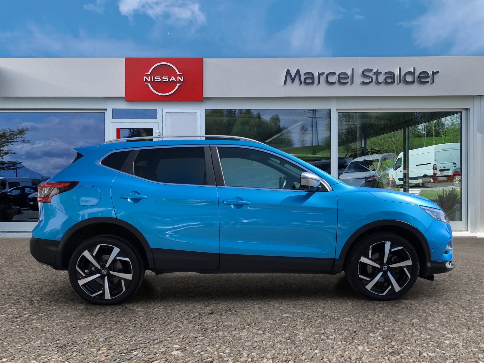 NISSAN Qashqai 1.7 dCi tekna+ Xtronic ALL-MODE 4x4-image-4