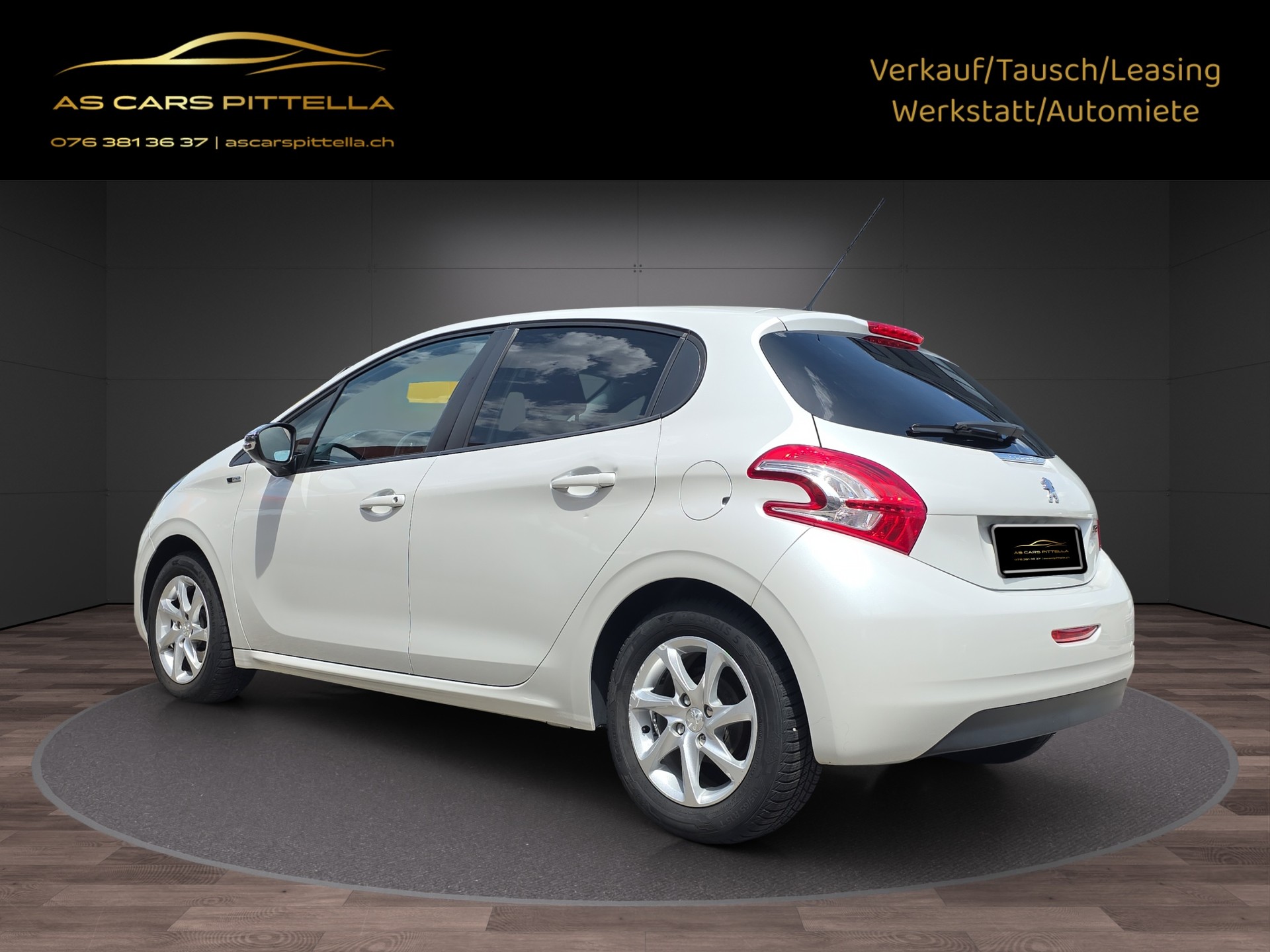 PEUGEOT 208 1.2 VTI Style-image-2