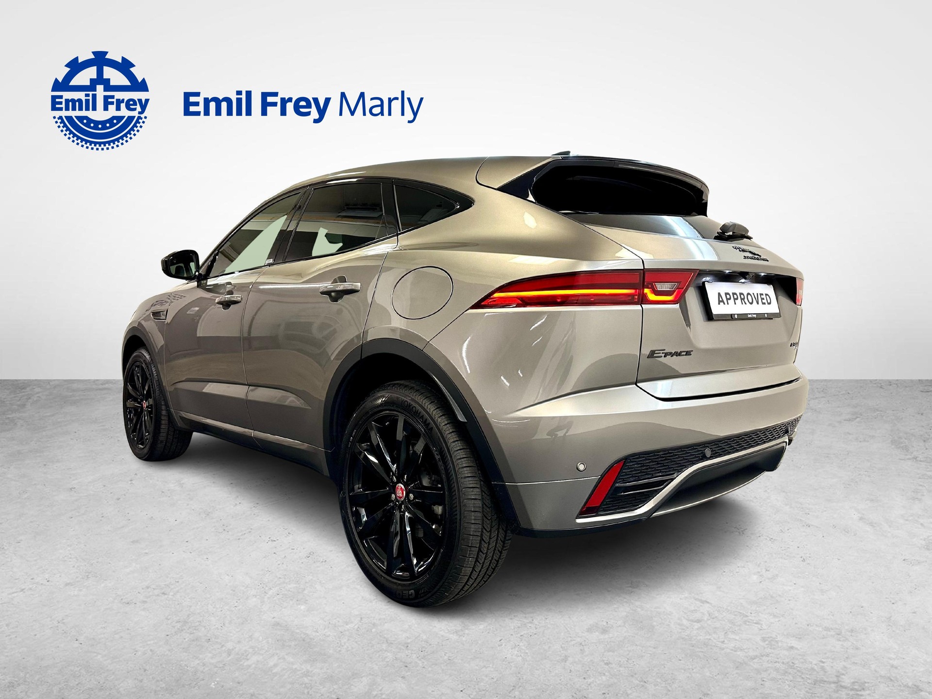 JAGUAR E-Pace 1.5 T 300e R-Dynamic S AWD-showroom-element-2