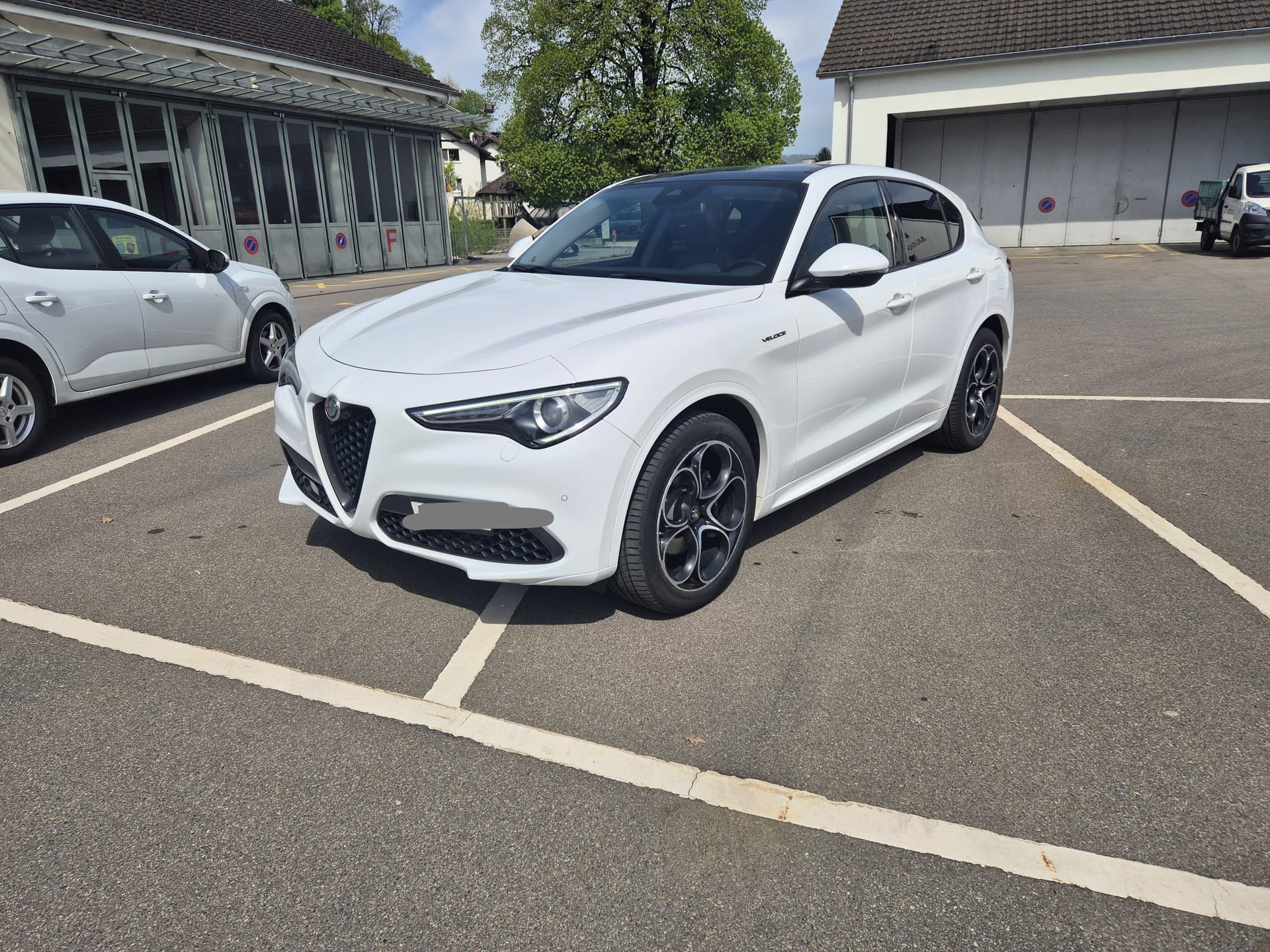 ALFA ROMEO Veloce 2.2 JTDM Q4-image-1