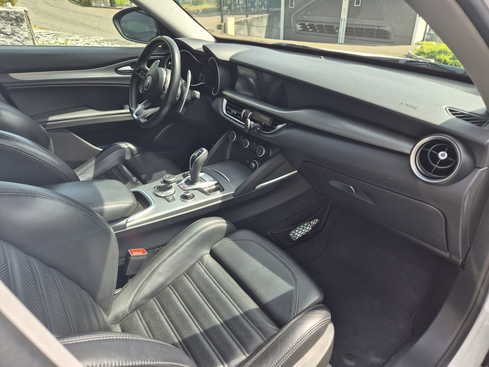 ALFA ROMEO Veloce 2.2 JTDM Q4-image-3