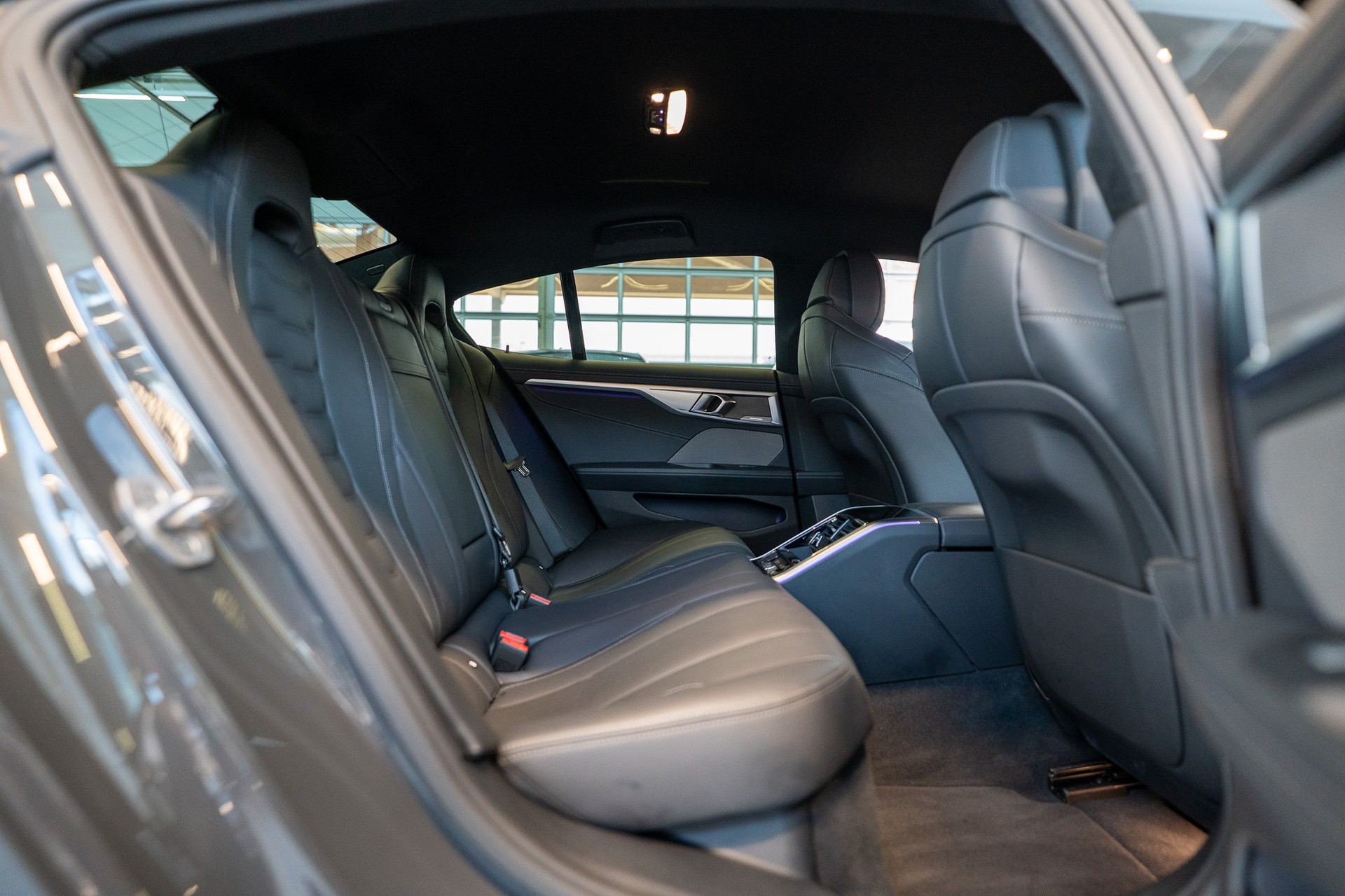 BMW M850i xDrive Gran Coupé / 360°Kamera / HeadUp / Harman/Kardon-image-13