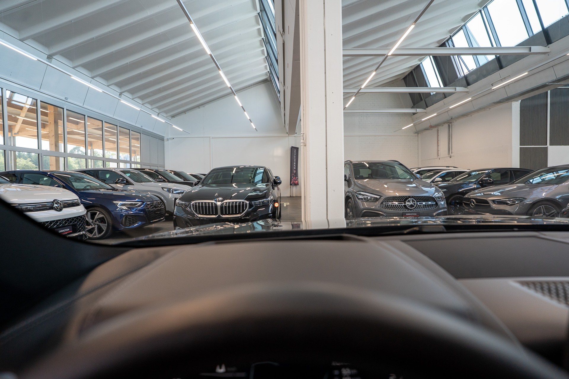 BMW M850i xDrive Gran Coupé / 360°Kamera / HeadUp / Harman/Kardon-image-20