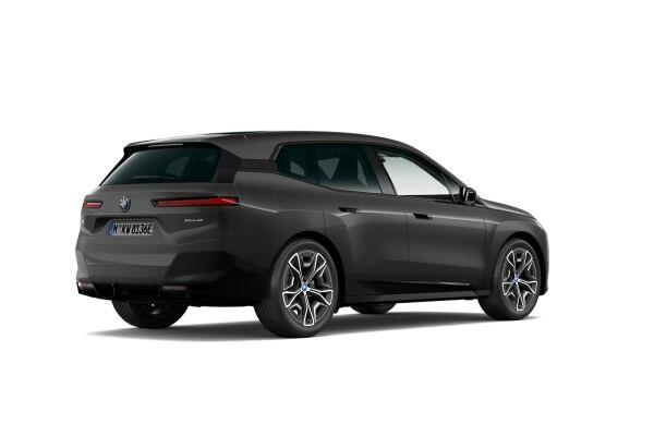 BMW iX xDrive40-showroom-element-1