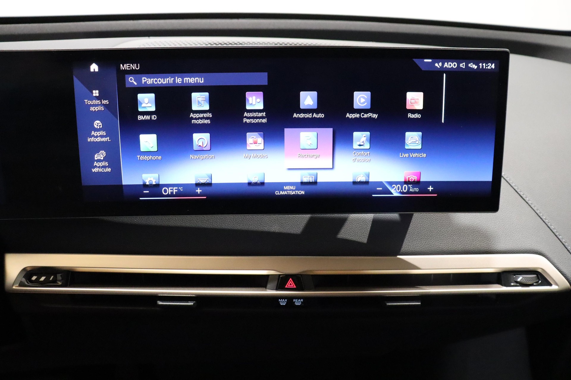 BMW iX xDrive40-image-15
