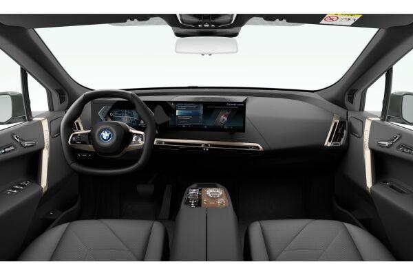 BMW iX xDrive40-showroom-element-3
