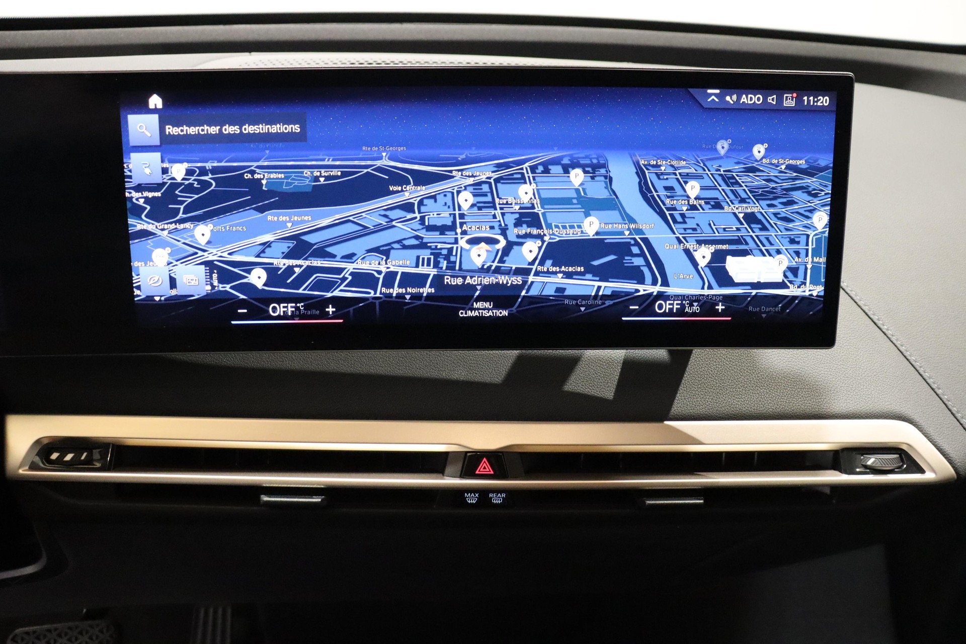 BMW iX xDrive40-image-16