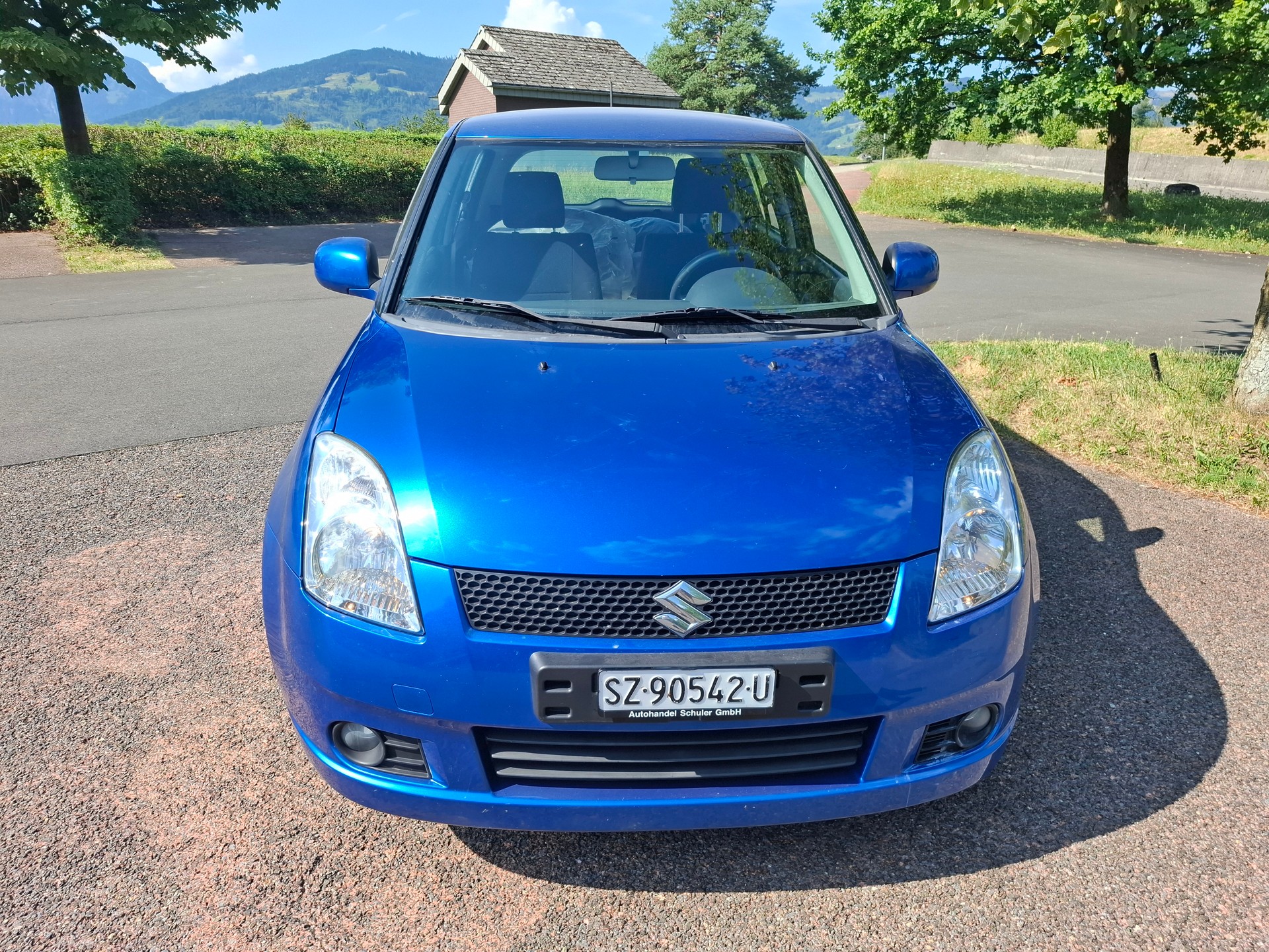 SUZUKI Swift 1.3i 16V GL 4x4-image-1
