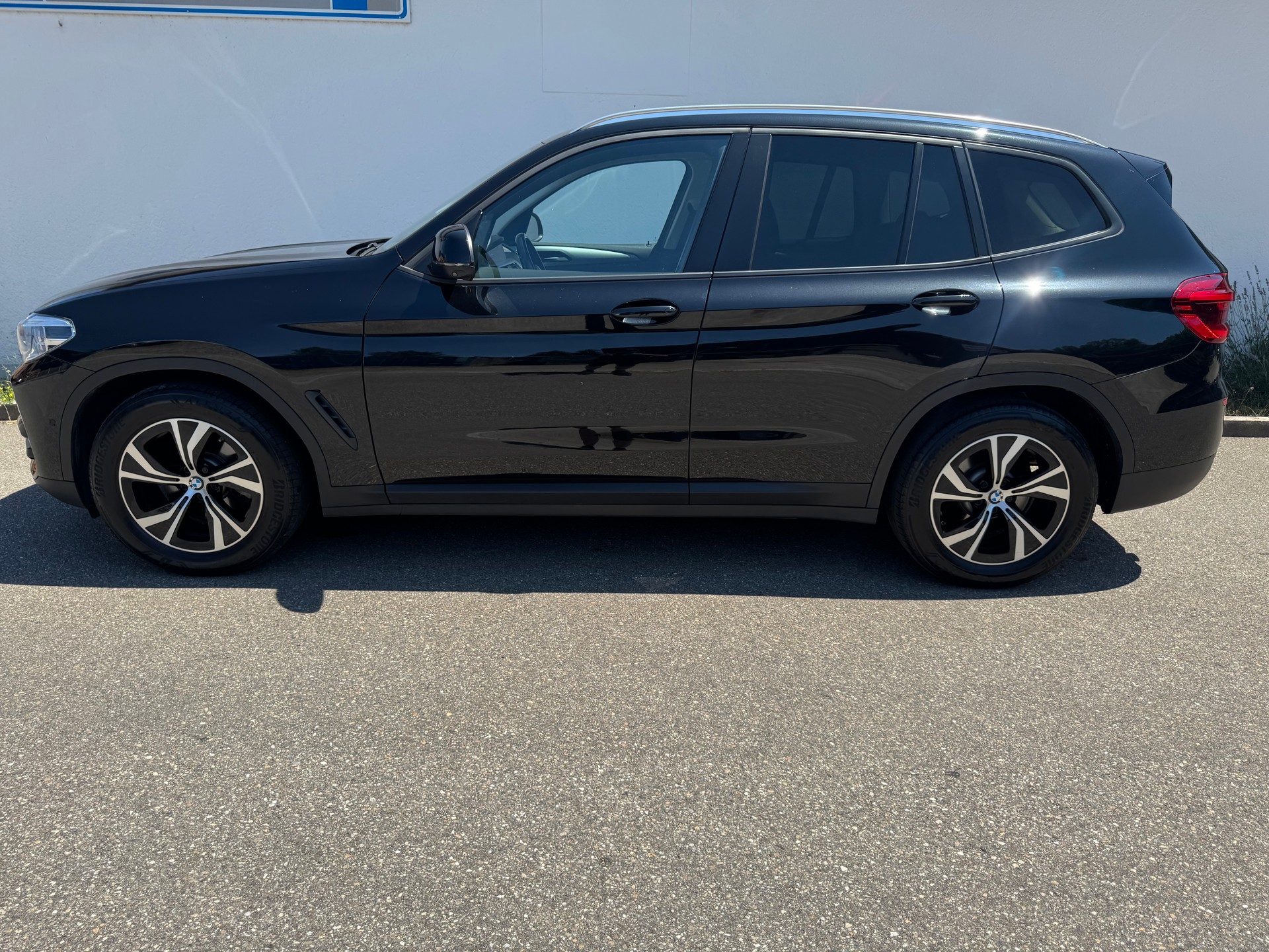 BMW X3 xDrive 20d Individual Steptronic-image-1