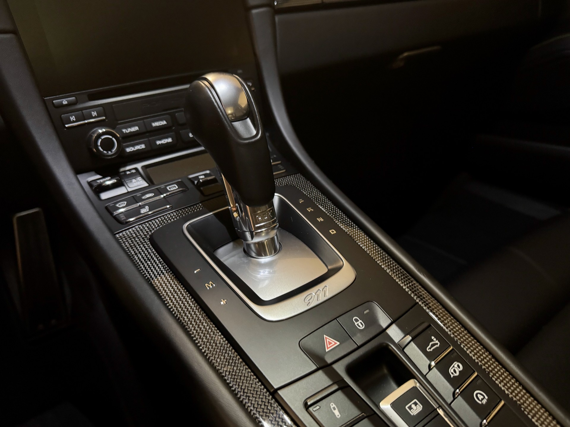 PORSCHE 3.0 Carrera 4 PDK-image-5