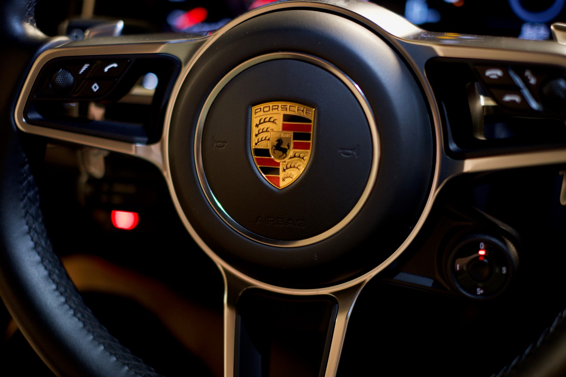 PORSCHE 3.0 Carrera 4 PDK-image-14