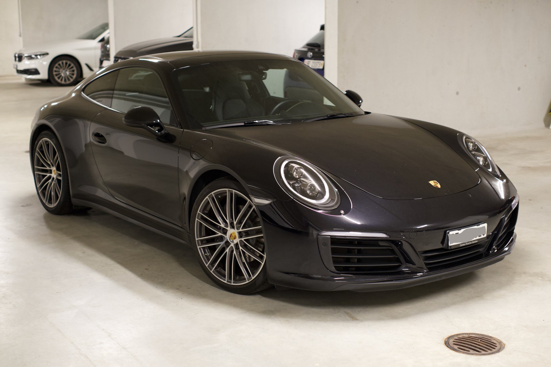 PORSCHE 3.0 Carrera 4 PDK-image-0